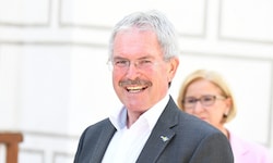 Landtagspräsident Karl Wilfing wurde in den künstlichen Tiefschlaf versetzt.