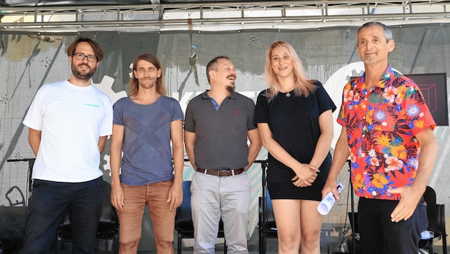 Stefan Niederwieservon der Vienna Club Commission, Mike Tscholl, Clubbesitzer vom Loft, Stefan Stürzer, Clubbesitzer vom Werk, Veranstalterin Frederika Ferkova und Hans Peter Hutter von der MedUni Wien (von li. nach re.) (Bild: Tomschi Peter)