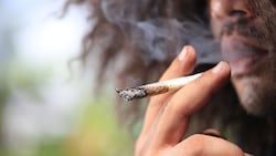 In Deutschland und damit auch in Bayern wird ab 1. April Cannabis teilweise freigegeben (Bild: stock.adobe.com)