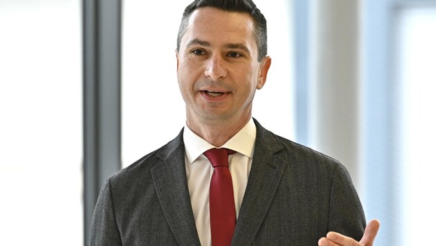 SP-Klubobmann Robert Hergovich (Bild: HANS PUNZ)