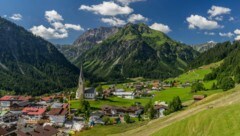 Das Kleinwalsertal wird in den kommenden Wochen in der Nacht nicht erreichbar sein. (Bild: bergfex.at)