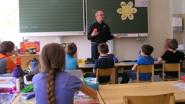 Mit Vorträgen und Projekten in Schulen setzt Umweltberater Gerhard Lusser Akzente (Bild: Gerhard Lusser)