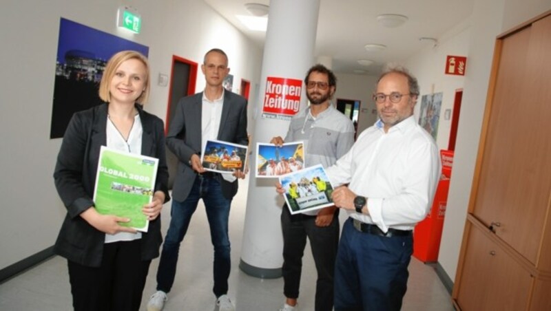 Agnes Zauner, R.Uhrig (Global 2000) mit Thomas Leitner und „Krone“ Kärnten-Chefredakteur Hannes Mößlacher. (Bild: Evelyn HronekKamerawerk)