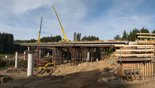 Großbaustelle Autobahn: Grünen-Ministerin Gewessler bremst Großprojekte der ASFINAG. (Bild: ASFINAG)