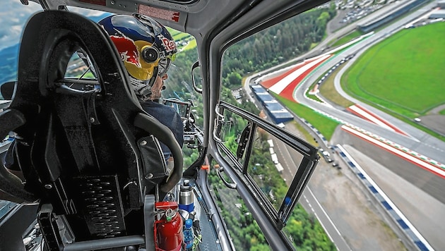 Pilot Mirko Flaim hat wohl den besten Blick auf den Red Bull Ring. (Bild: Red Bull Content Pool/Mitter)