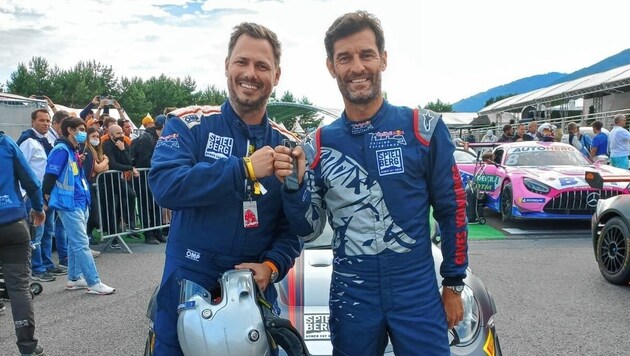 Benzinbrüder: Mark Webber (rechts) und „Krone“-Redakteur Marcus Stoimaier. (Bild: Pail Sepp)
