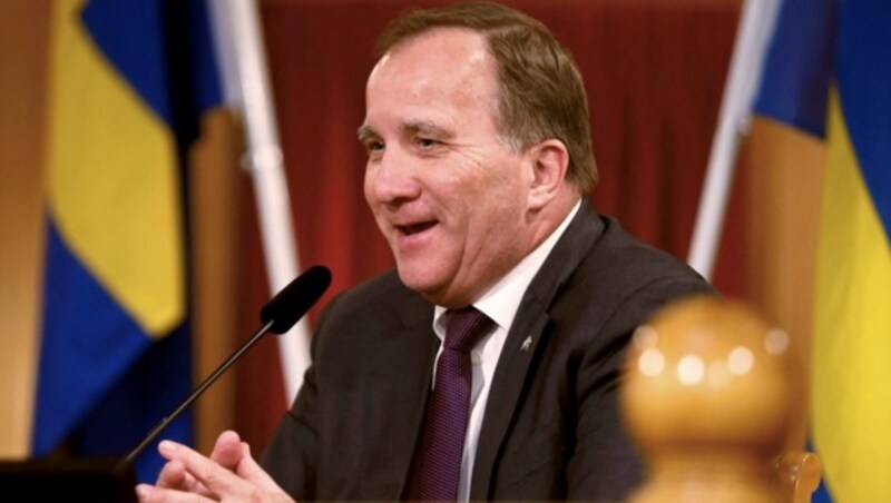 Der Sozialdemokrat Stefan Löfven ist in Schweden erneut zum Ministerpräsidenten gewählt worden. (Bild: APA/AFP/TT News Agency/Stefan Jerrevang)