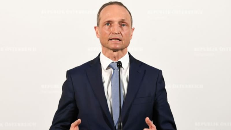 „Totale Entgleisung“: ÖVP-Verfassungssprecher Wolfgang Gerstl übt scharfe Kritik an FPÖ-Klubobmann Herbert Kickl. (Bild: APA/Helmut Fohringer)