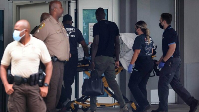 Martine Moise, die First Lady von Haiti, wurde bei dem Attentat selbst schwer verletzt und ins Krankenhaus gebracht. Mittlerweile ist sie außer Lebensgefahr. (Bild: AP)