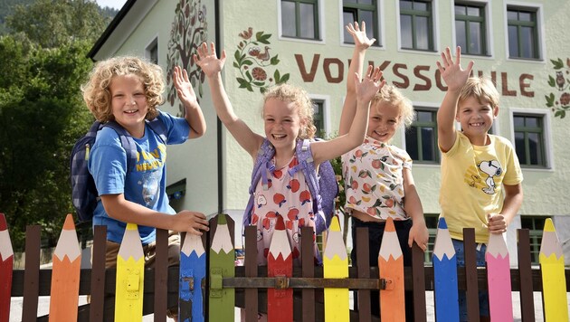 Die Kinder der Volksschule in St. Michael im Lungau freuen sich ebenfalls sehr über ihre wohlverdienten Sommerferien. (Bild: Holitzky Roland)