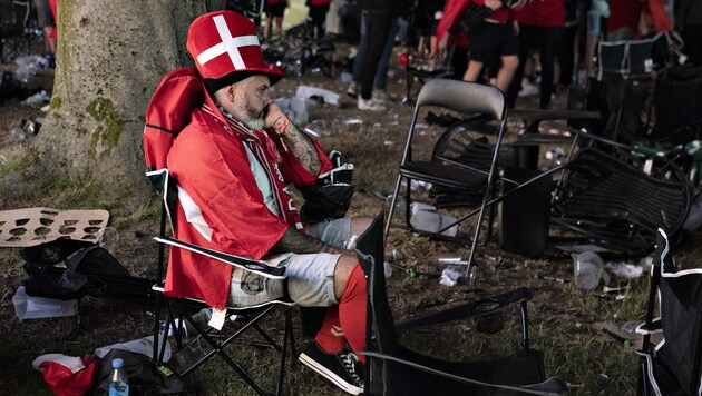 Ein Bild aus dem Kildeparken in Aalborg, das alles sagt. (Bild: AFP/Henning Bagger/Ritzau Scanpix)