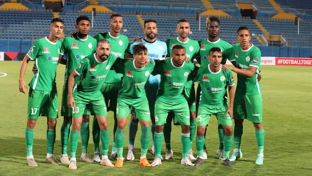 Raja Casablanca sicherte sich den Titel in der afrikanischen Champions League. Auf der Trainerbank der Marokkaner sitzt ein früherer Austria Lustenau-Coach. (Bild: EPA)