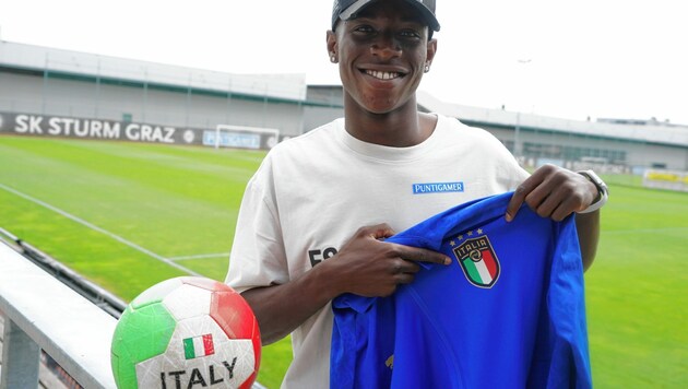 Kelvin Yeboah im Italien-Fieber (Bild: Sepp Pail)
