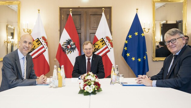 Arbeitsminister Martin Kocher, LH Thomas Stelzer und EU-Kommissar Nicolas Schmit (Bild: Land OÖ/Max Mayrhofer)