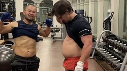 Für seinem neuen Film „Stu“ musste Mark Wahlberg den durchtrainierten Sixpack in ein Bäuchlein verwandeln. (Bild: instagram.com/markwahlberg)