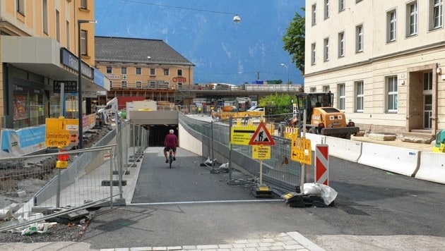 Am Bahnhof in Lienz wird gebaut (Archivbild). (Bild: Martin Oberbichler)