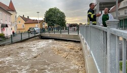 Furth bei Göttweig wurde von den Fluten hart getroffen. (Bild: LFKDO/Fischer)