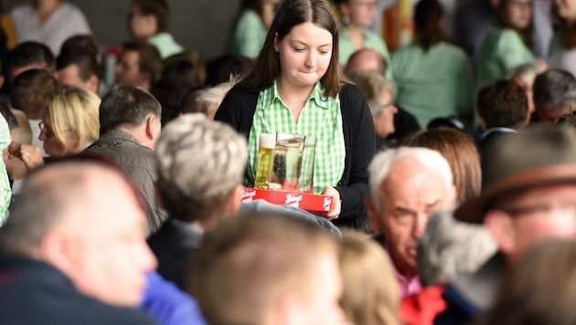 Bilder wie diese wird’s in der nächsten Zeit geben: Zeltfeste fallen nicht unter die 2-G-Regel (Bild: Wolfgang Spitzbart)