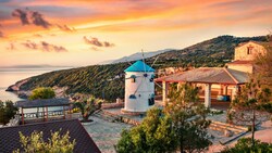 Symbolbild: Die griechische Insel Zakynthos im Ionischen Meer ist bei Touristen aus der ganzen Welt sehr beliebt. (Bild: ©Andrew Mayovskyy - stock.adobe.com)