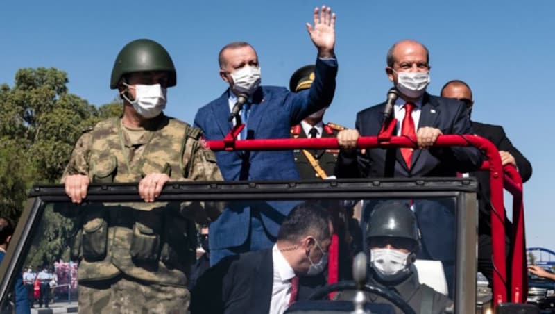 Der provokante Besuch des türkischen Präsidenten in Nordzypern hat ein Nachspiel. (Bild: APA/AFP/Iakovos Hatzistavrou)