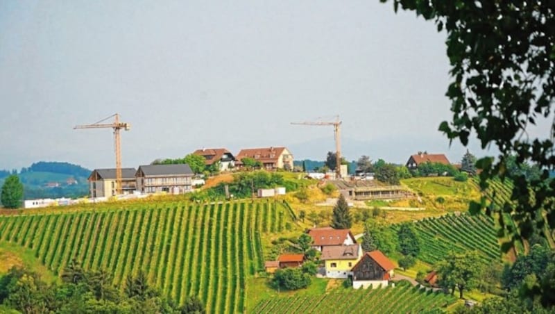 Kilger ist in der Südsteiermark sehr umtriebig, wie am Jaglhof, wo gerade ausgebaut wird (Bild: Sepp Pail)