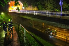 Beim Teufelsbach-Wasserfall in Steyr waren drei Personen eingeschlossen (Bild: laumat.at/Matthias Lauber)