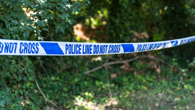 Die Londoner Polizei sucht noch immer nach Hinweisen zum Täter. (Bild: stock.adobe.com)