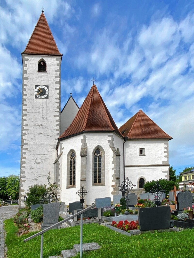 Die Trauer in der 2800-Seelen-Gemeinde Lasberg ist riesig. (Bild: Horst Einöder/Flashpictures)