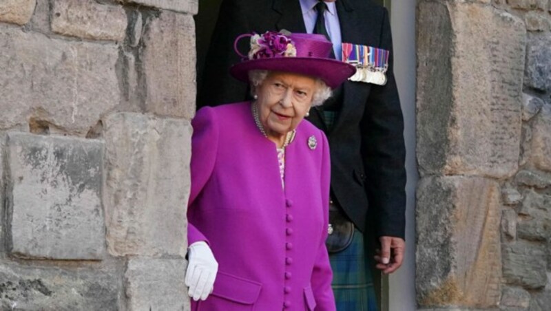 Die Queen bei einem Besuch in Schottland (Bild: AP)