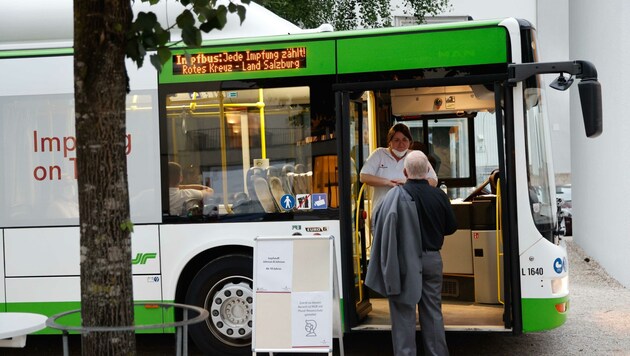 Der Salzburger Impfbus soll spontanes Impfen ermöglichen (Bild: Tschepp Markus)