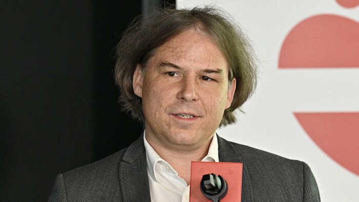Diakonie-Sozialexperte Martin Schenk spricht auch für die Armutskonferenz ...