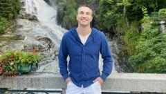 Wladimir Klitschko vor dem Touristen-Hotspot Bad Gasteiner Wasserfall. Auch der Weltstar schoss hier ein Erinnerungsfoto. (Bild: Hotel REGINA)