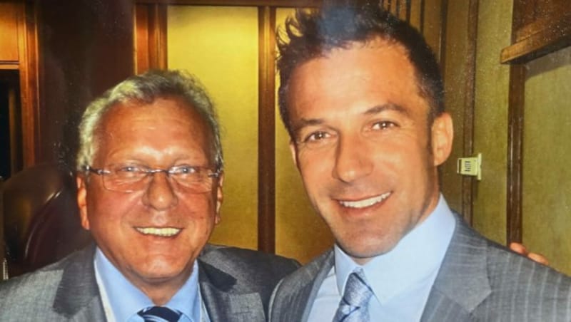 Im Meeting beim Papst: Hauer und Italiens Idol Alessandro del Piero (r.) (Bild: Markus Wenzel)