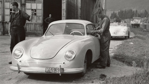 Porsche 356 auf dem alten Produktionsgelände in Gmünd (Bild: Porsche)