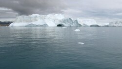 Eisberge im Jahr 2007 im Eisfjord von Ilulissat auf Grönland (Bild: dpa/DB Ulrich Scharlack)
