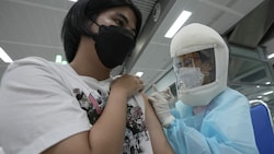 Trotz Impfungen und strikter Maßnahmen bekommen die Behörden in Bangkok die Ausbreitung der Delta-Variante des Coronavirus weiter nicht in den Griff. (Bild: Associated Press)