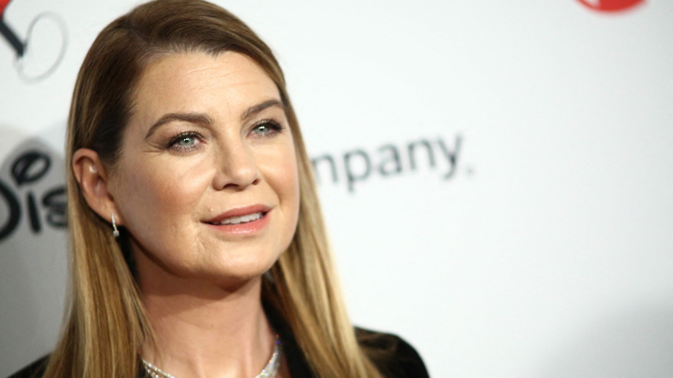 Ehemann War Entsetzt Ellen Pompeo Packt Uber Sex Szenen Aus Krone At