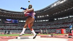 Raven Saunders (Bild: APA/AFP/Ben STANSALL)