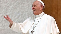 Papst Franziskus nahm am Mittwoch die wöchentliche Generalaudienz wieder auf. (Bild: AFP)