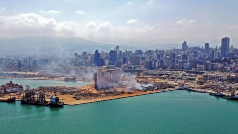 Am 5. August 2020 erschütterte eine gewaltige Explosion den Hafen von Beirut. (Bild: AFP)