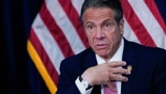 New Yorks Gouverneur Andrew Cuomo leugnet alle Vorwürfe strikt. (Bild: MARY ALTAFFER)