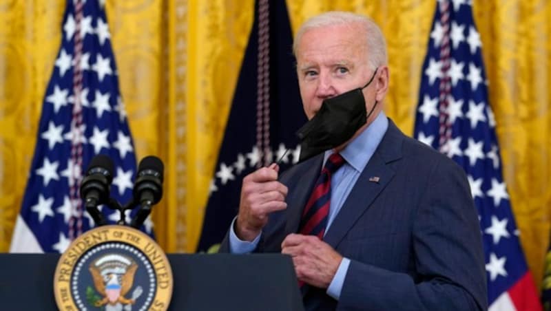 Die Regierung von Joe Biden will laut Berichten künftig ungeimpfte Personen nicht ins Land lassen. (Bild: AP)