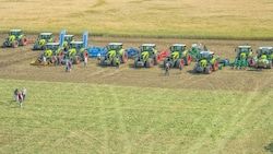 Am Areal werden modernste landwirtschaftliche Maschinen ausgestellt. (Bild: Andreas Tischler)