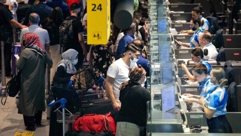 Flughafen Schiphol in Amsterdam (Bild: AFP)