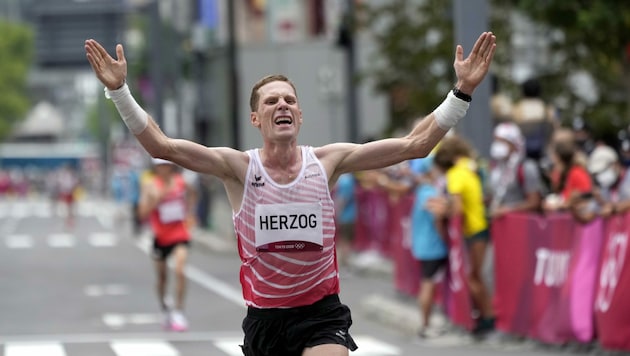 Peter Herzog: Platz 61 im Marathon. (Bild: KIMIMASA MAYAMA)