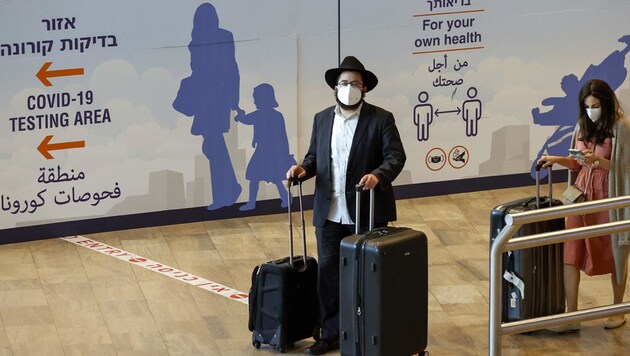 Ankommende am Ben-Gurion-Flughafen in Tel Aviv (Bild: APA/AFP/JACK GUEZ)