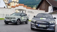 Elektro-Traumautos: Volvo XC40 Recharge (links) und Ford Mustang Mach-E (Bild: Hubert Berger)