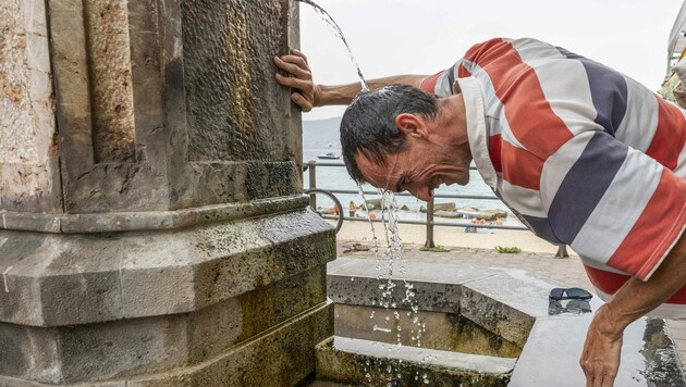 Am Mittwoch wurde in Sizilien mit - noch unbestätigten - 48,8 Grad der bisherige europäische Hitzerekord gebrochen. (Bild: GIOVANNI ISOLINO)