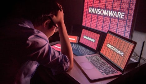 Bei einer Ransomware-Attacke ist guter Rat teuer. Doch es gibt ein einfaches Mittel, mit dem man sich gegen die Erpresser wappnen kann. (Bild: ©zephyr_p - stock.adobe.com)