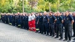 Rasches Ende: Mit vollem Einsatz und auch Tatendrang sind die neuen Kameraden noch in das Krisengebiet in Nordmazedonien aufgebrochen. (Bild: LFKDO NÖ)